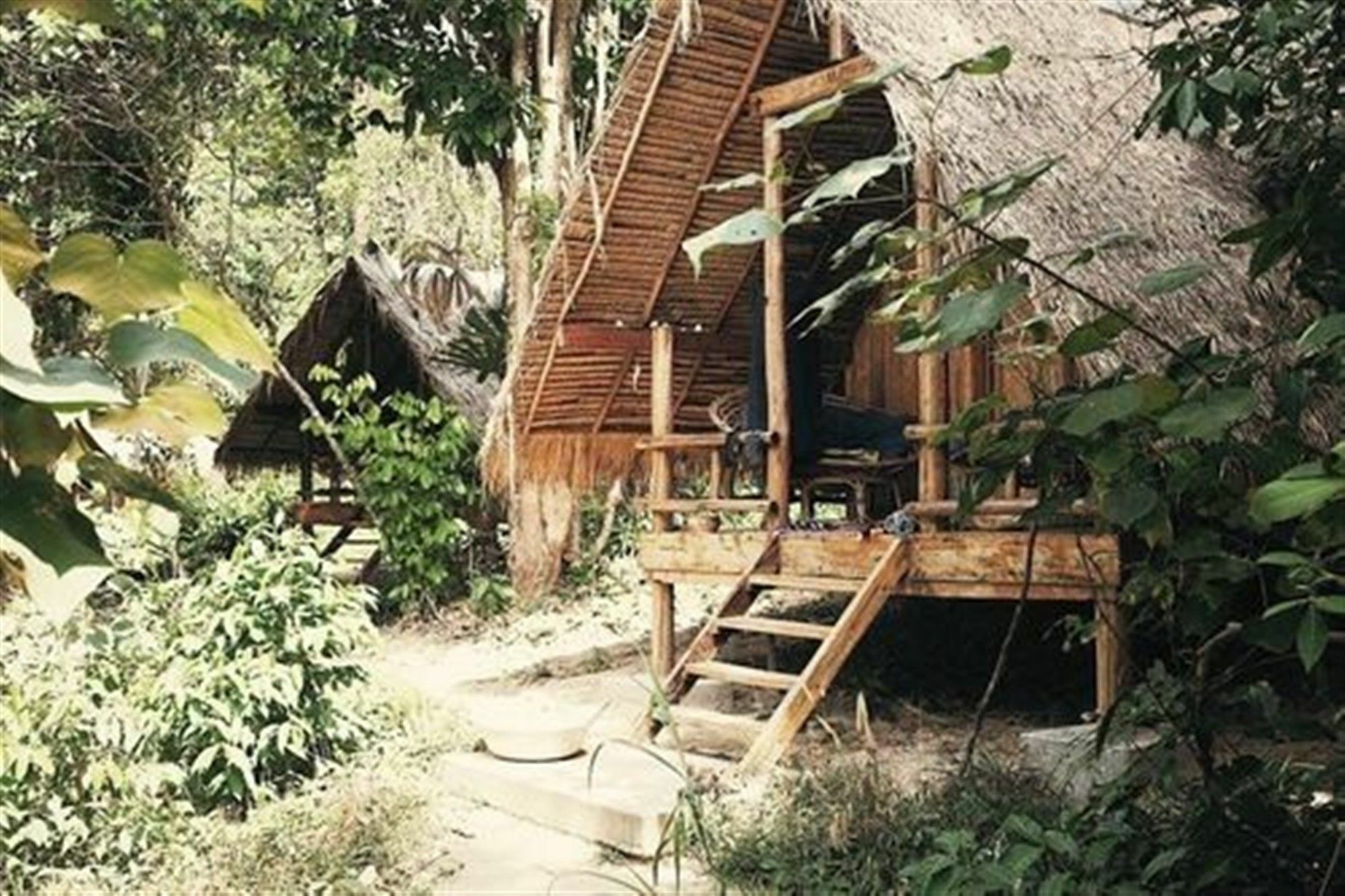 Robinson Bungalows Ронгсанлем Экстерьер фото